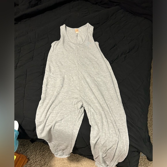 Smash and Tess sleeveless romper - mid calf length - Picture 1 of 1